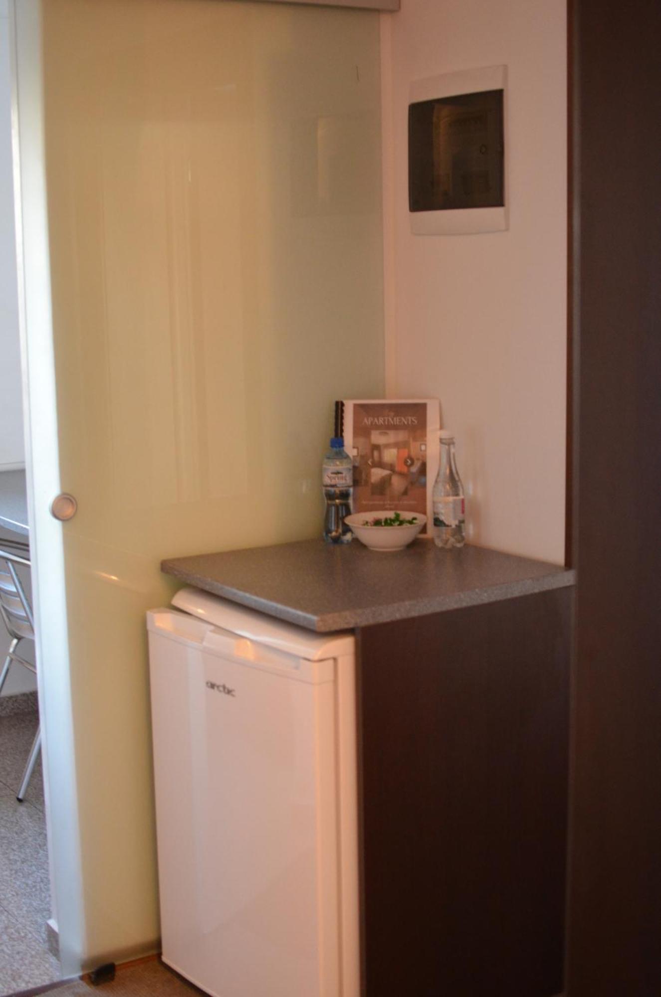 Vila Cu Trandafiri Cozy Apartments 2 Camere Bragadiru Bagian luar foto